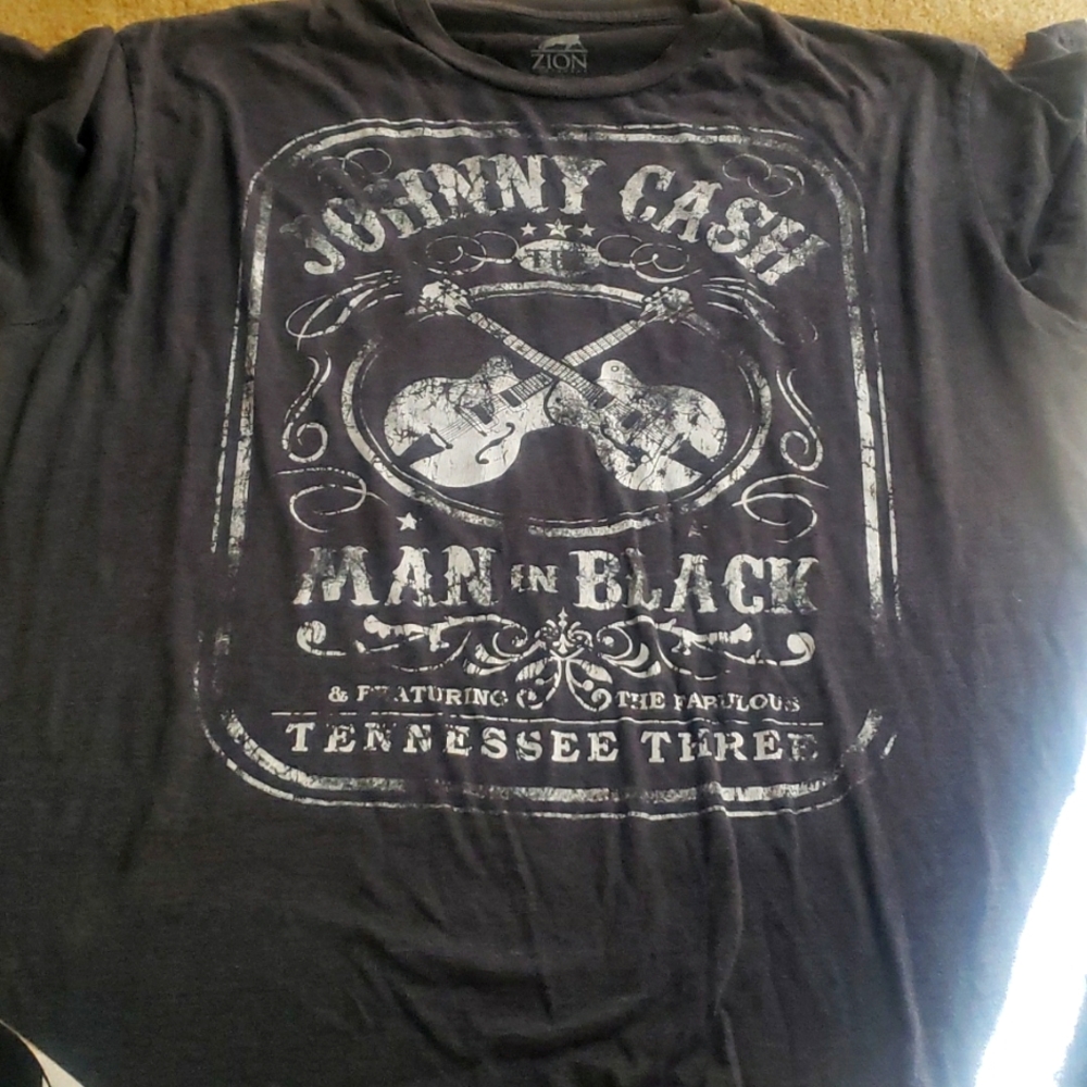Johnny cash tee